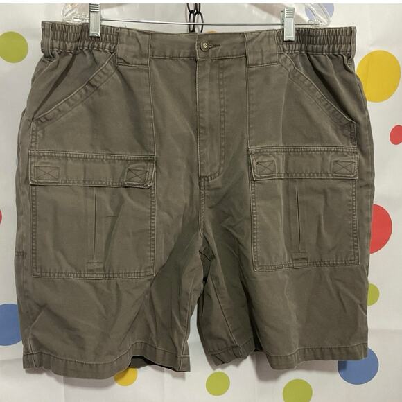 Cabela’s Men’s Outdoors Cargo Hiking Shorts Size 40 Green - Picture 1 of 11